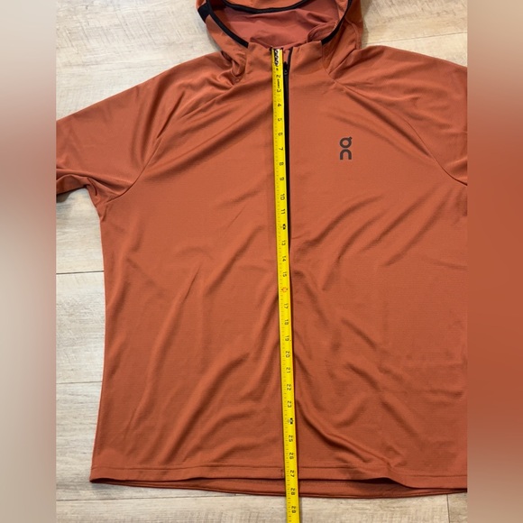 On Running Men's Climate Zip Hoodie Size XL - Picture 10 of 11